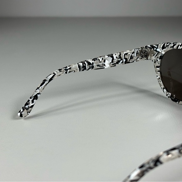 Tory Burch TY7087 1534/3 Ivory Marble Tortoise Cat Eye Sunglasses - Picture 3 of 8